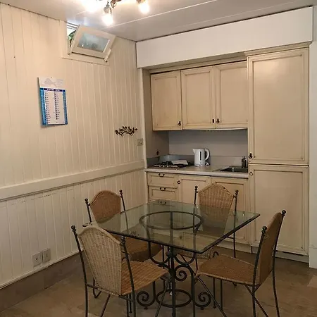 Apartment Aea Corte